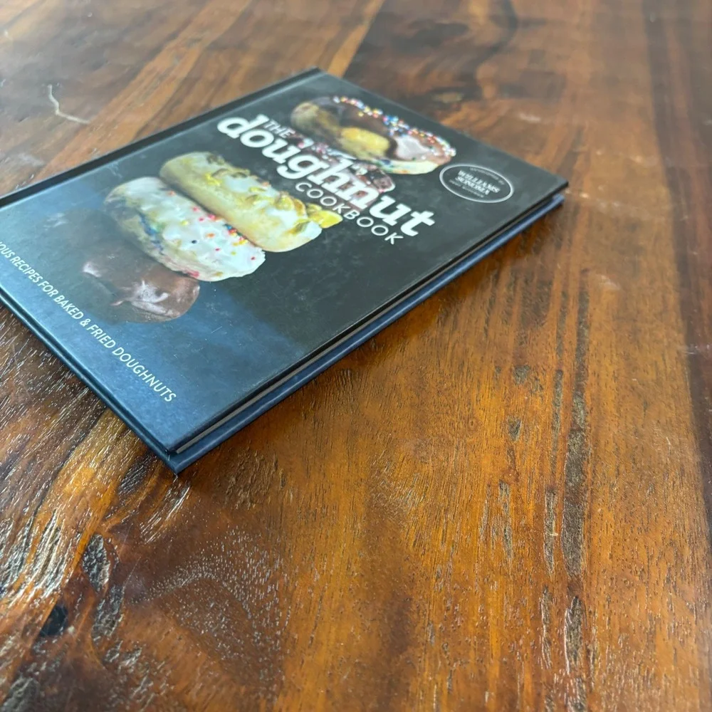 Williams‎ Sonoma The Doughnut Cookbook Baked & Fried Recipes Hardcover 2016